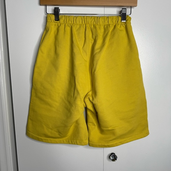 Madhappy - Earth Day Fleece Sweat Shorts Yellow - XS NWT - Picture 6 of 13
